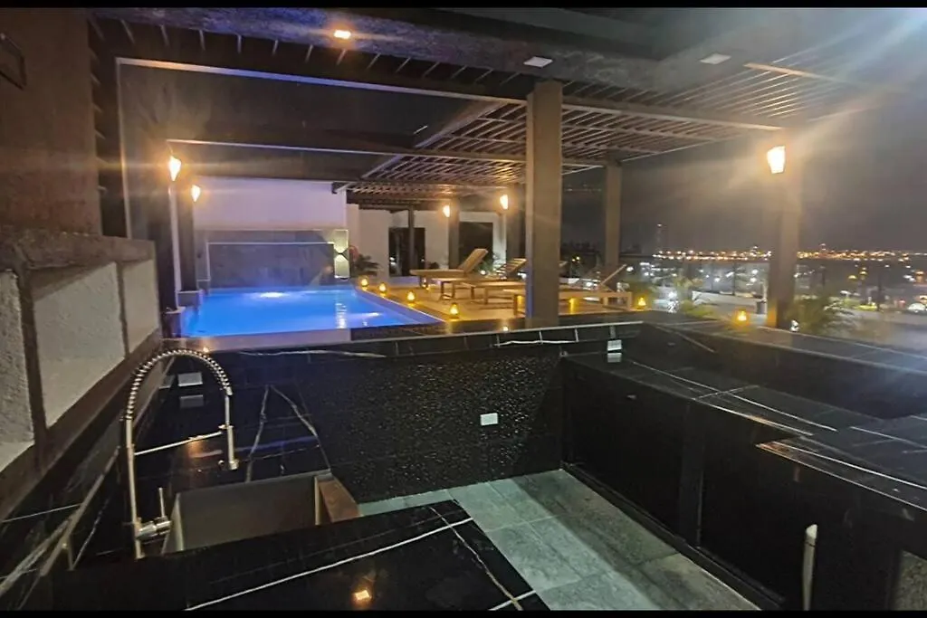 아파트 Luxury Condo - Pool In Kingston G28 자메이카