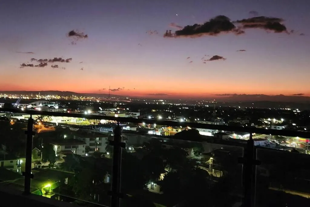 Apartman Luxury Condo - Pool In Kingston G28